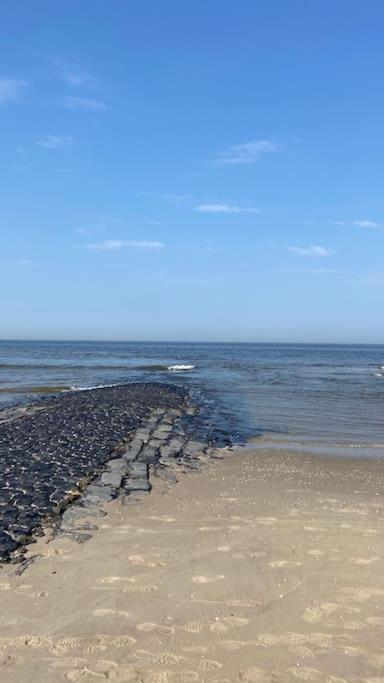 Strandhuisje Eva, Dicht Bij Zee คัลลันท์สโอก ภายนอก รูปภาพ
